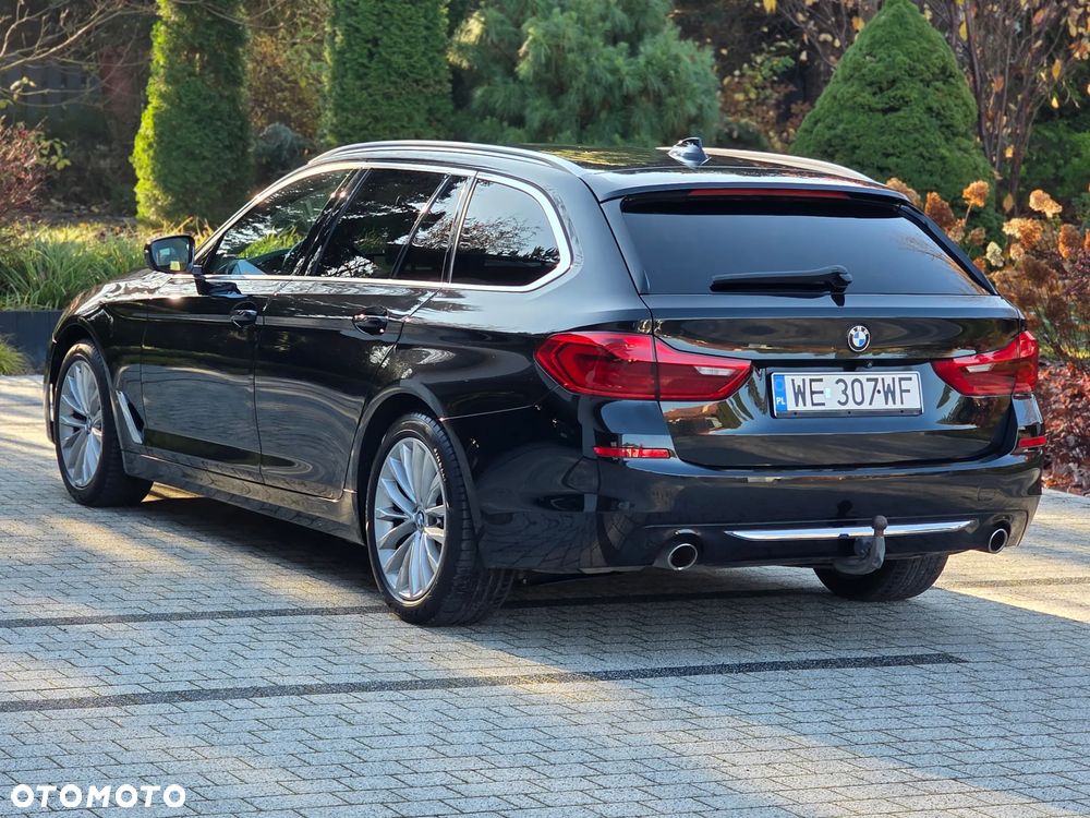 BMW Seria 5 530i xDrive Luxury Line sport - 28