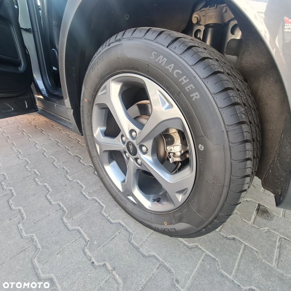 Ford Escape - 32