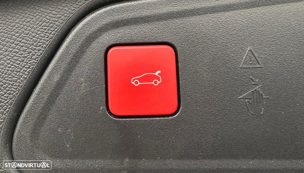 Peugeot 3008 1.6 Hybrid4 GT Line e-EAT8 - 30