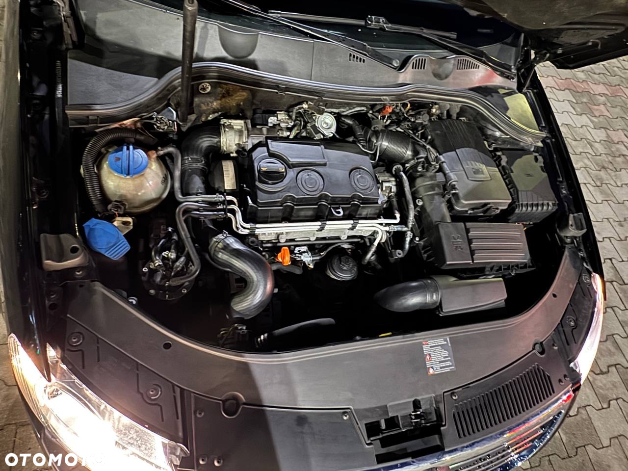 Volkswagen Passat 2.0 TDI Comfortline - 12