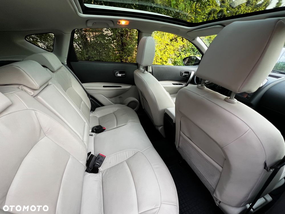 Nissan Qashqai 2.0 dCi 4x4 Tekna EU5 - 17