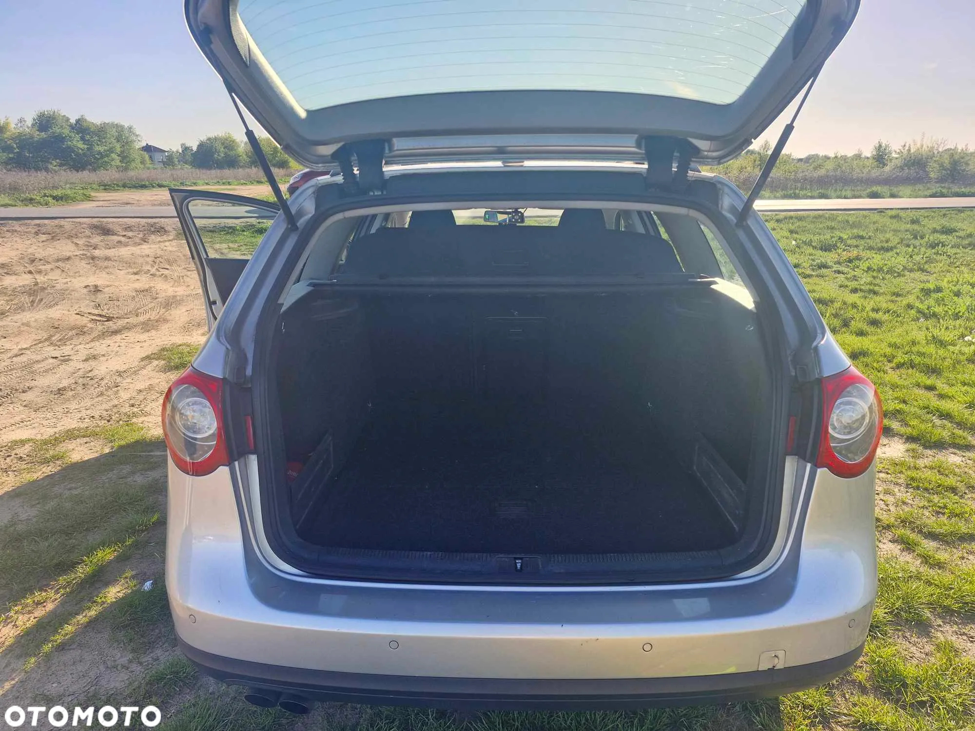 Volkswagen Passat 2.0 TDI DPF Comfortline - 5