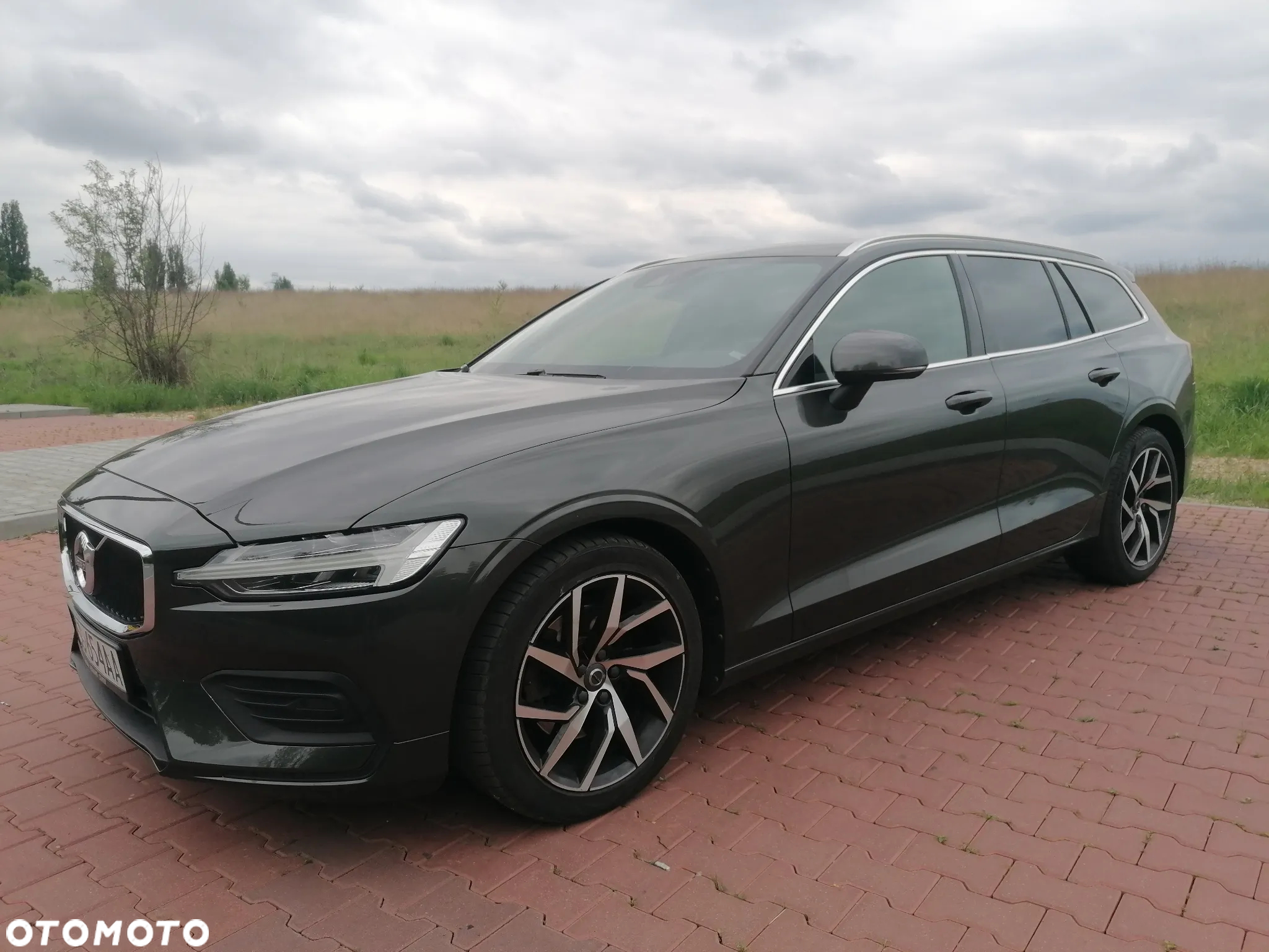 Volvo V60 T4 Momentum - 3