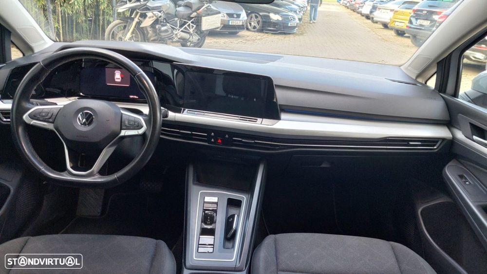 VW Golf Variant 2.0 TDi Executive DSG - 15