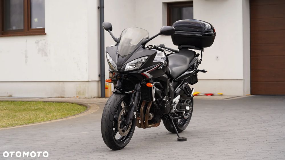 Yamaha FZ6 - 6