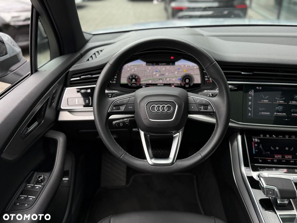 Audi Q7 - 9
