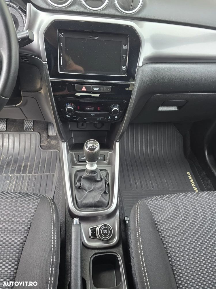 Suzuki Vitara 1.4 Passion - 6