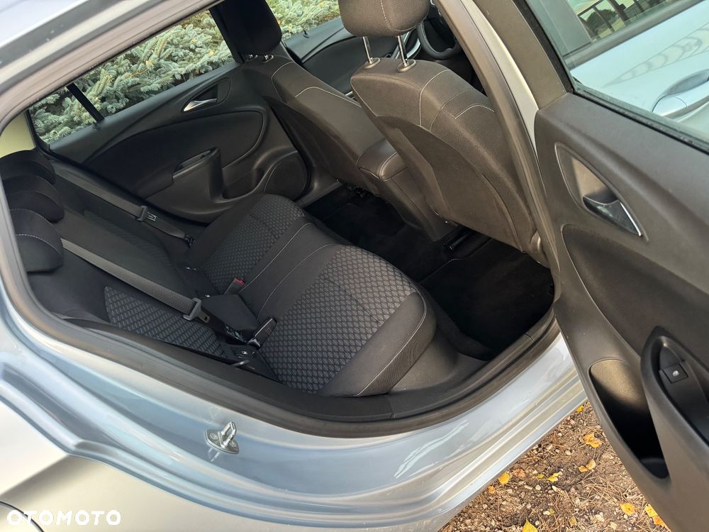 Opel Astra 1.4 Turbo Sports Tourer Edition - 9