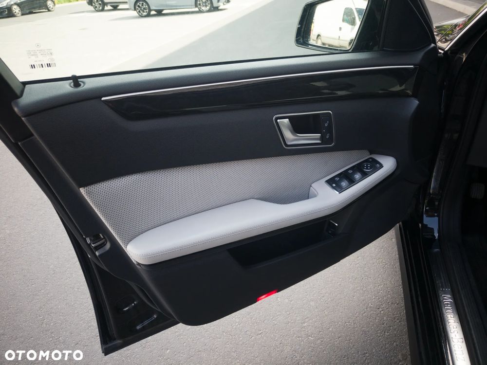 Mercedes-Benz Klasa E 220 BlueTEC 9G-TRONIC Avantgarde - 8