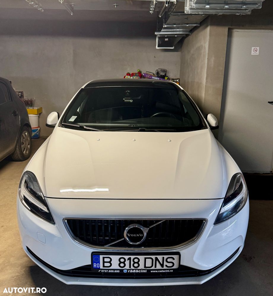 Volvo V40 D3 Aut. Momentum - 6