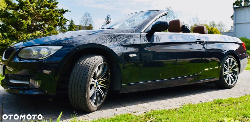 BMW Seria 3 320i - 3