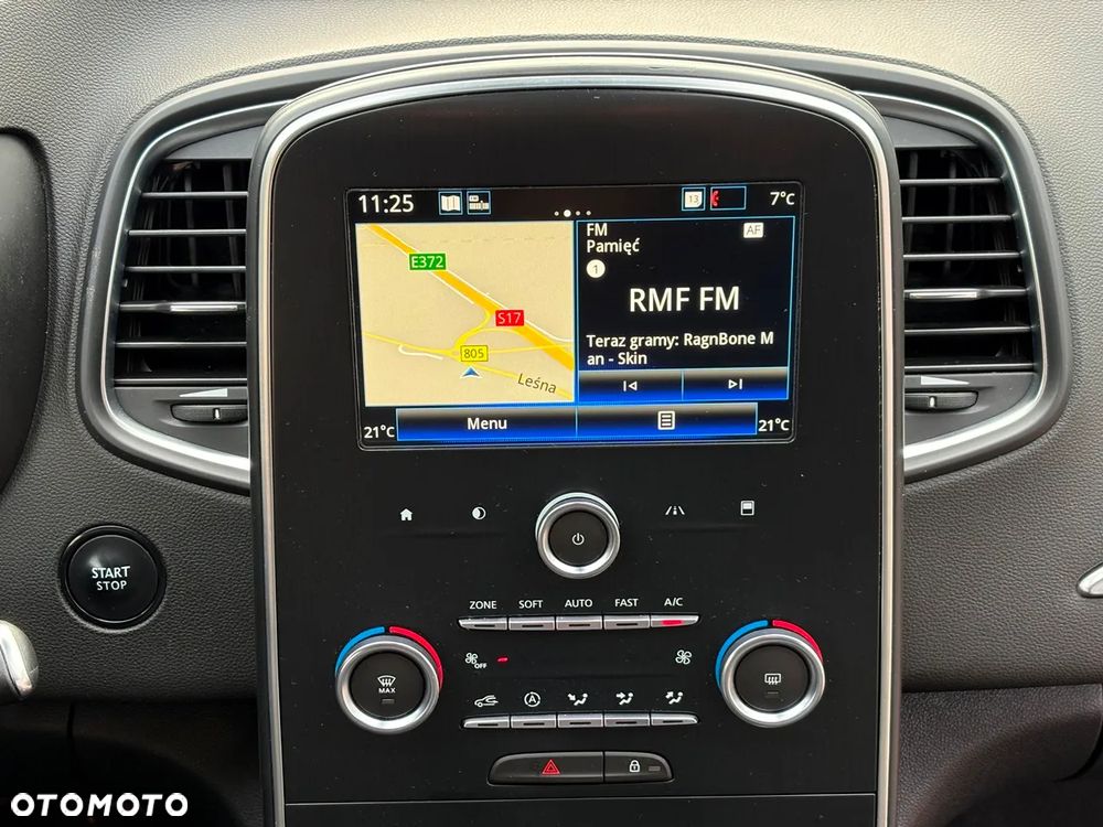 Renault Grand Scenic - 23