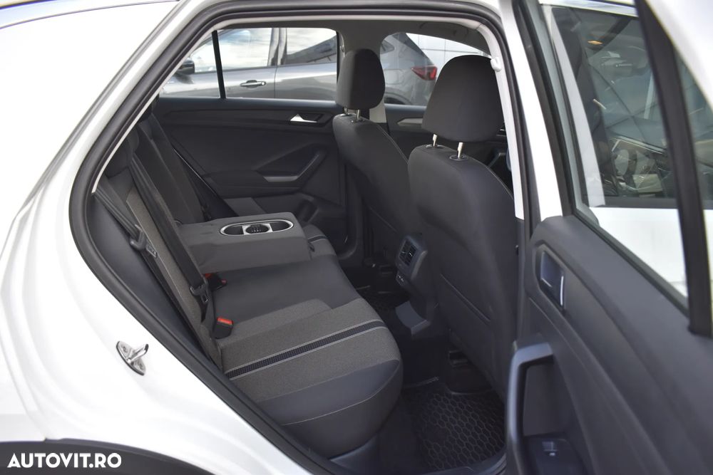 Volkswagen T-ROC 1.0 TSI Life - 37