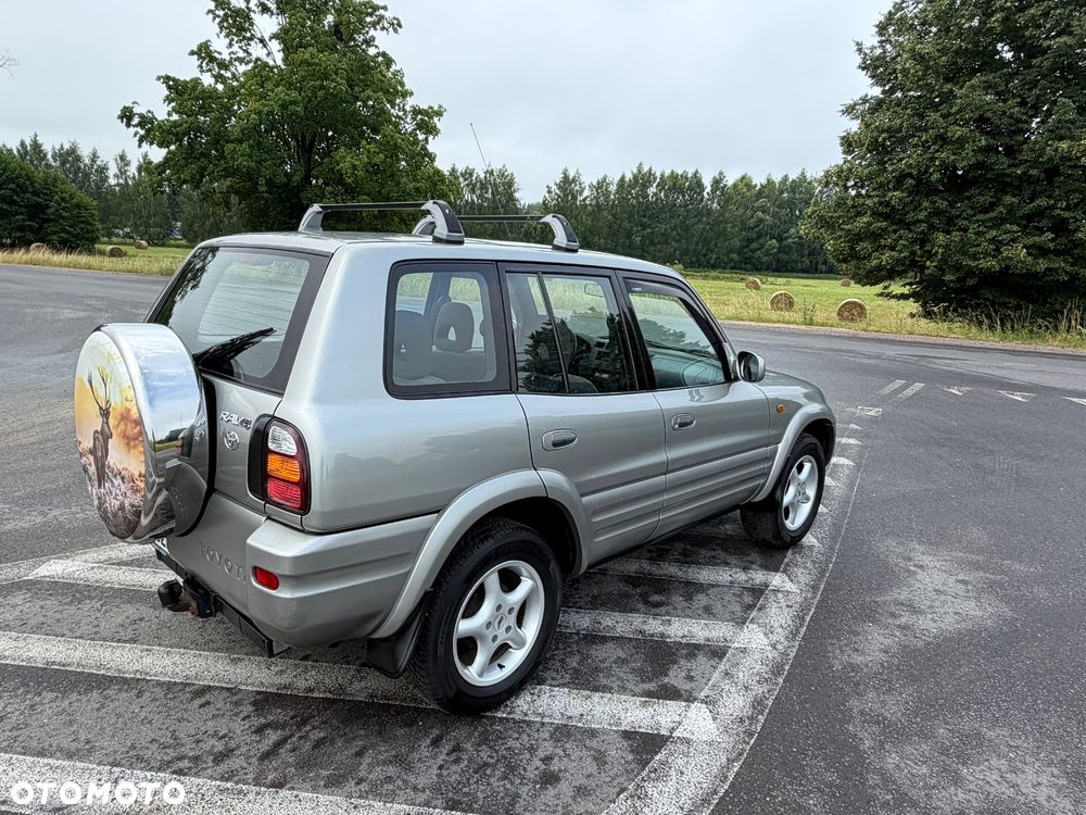 Toyota RAV4 2.0 Fun - 22