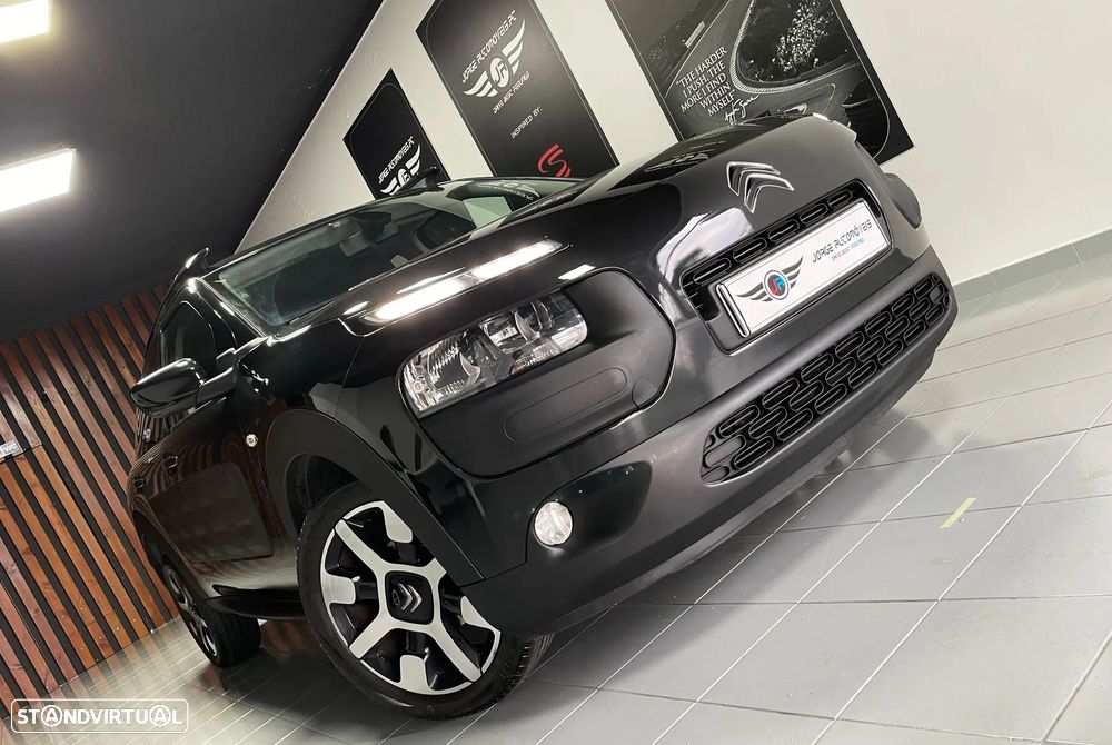 Citroën C4 Cactus 1.6 BlueHDi Shine Ed.Midnight - 2