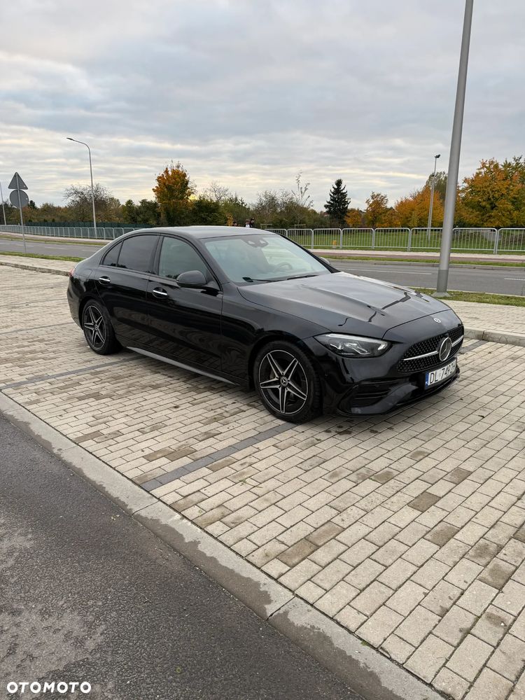 Mercedes-Benz Klasa C 220 d mHEV 4-Matic AMG - 1