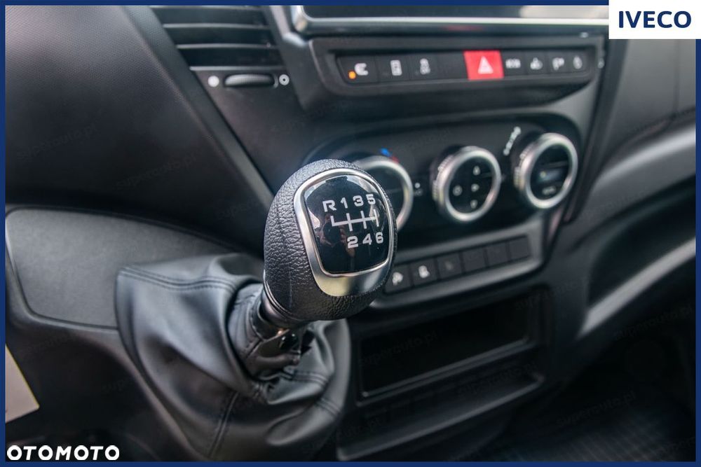 Iveco Daily 35S18 16m3 L4H2 3.0 180KM - 21