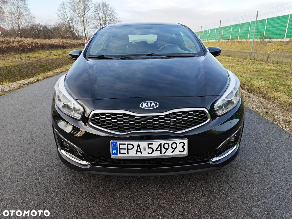 Kia Ceed - 3
