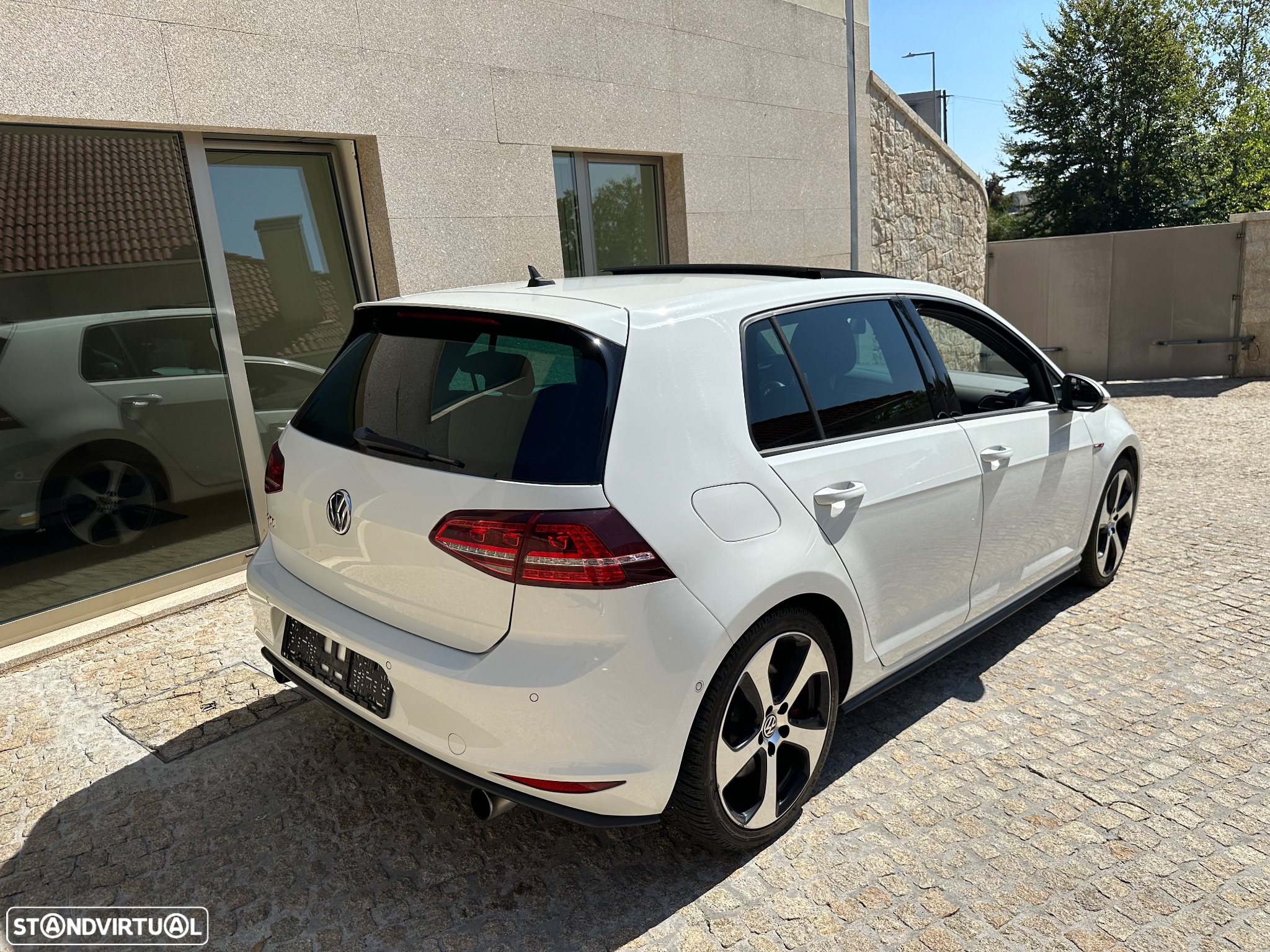 VW Golf 2.0 TSi GTi DSG Performance - 5