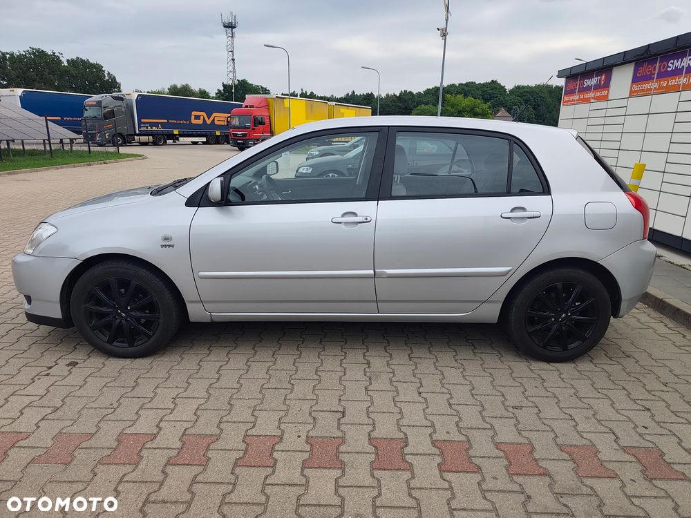Toyota Corolla - 5