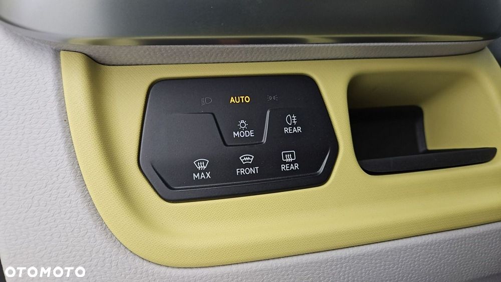 Volkswagen ID. Buzz 82kWh Pro - 17