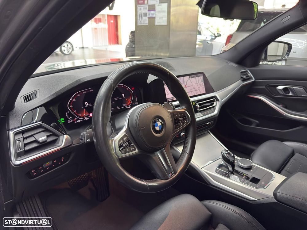 BMW 320 d xDrive Line Sport Shadow Auto - 18