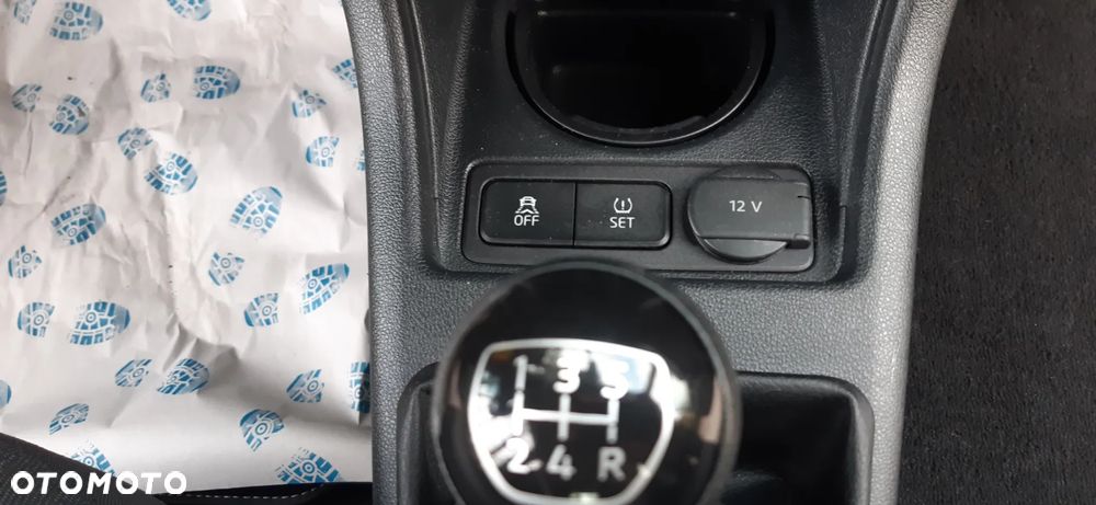 Volkswagen up! 1.0 high - 23