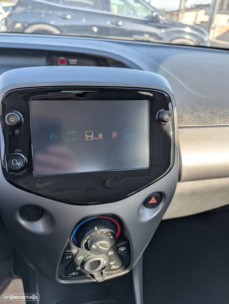 Toyota Aygo x-play - 7