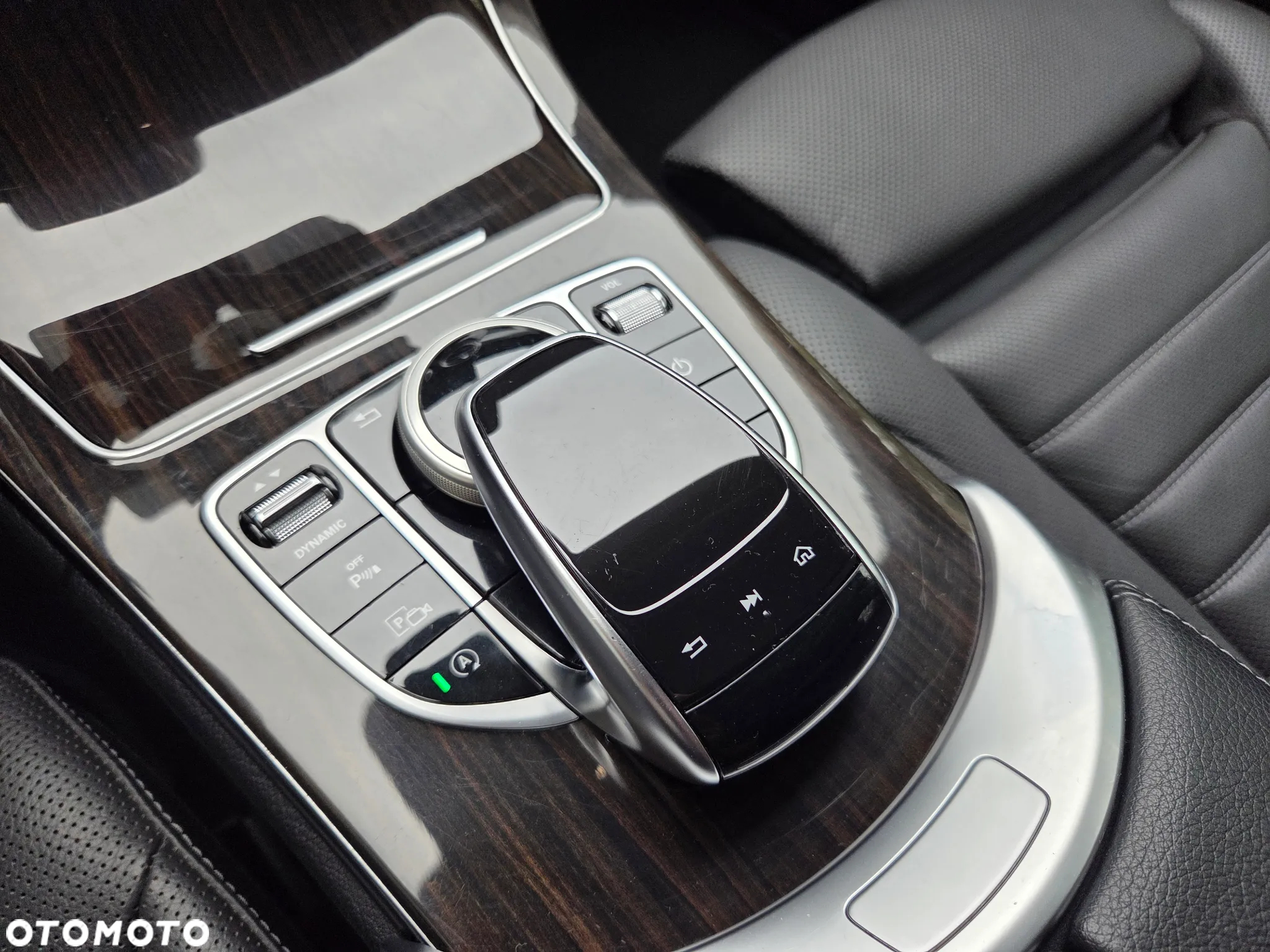 Mercedes-Benz Klasa C 220 d 4MATIC 9G-TRONIC - 25