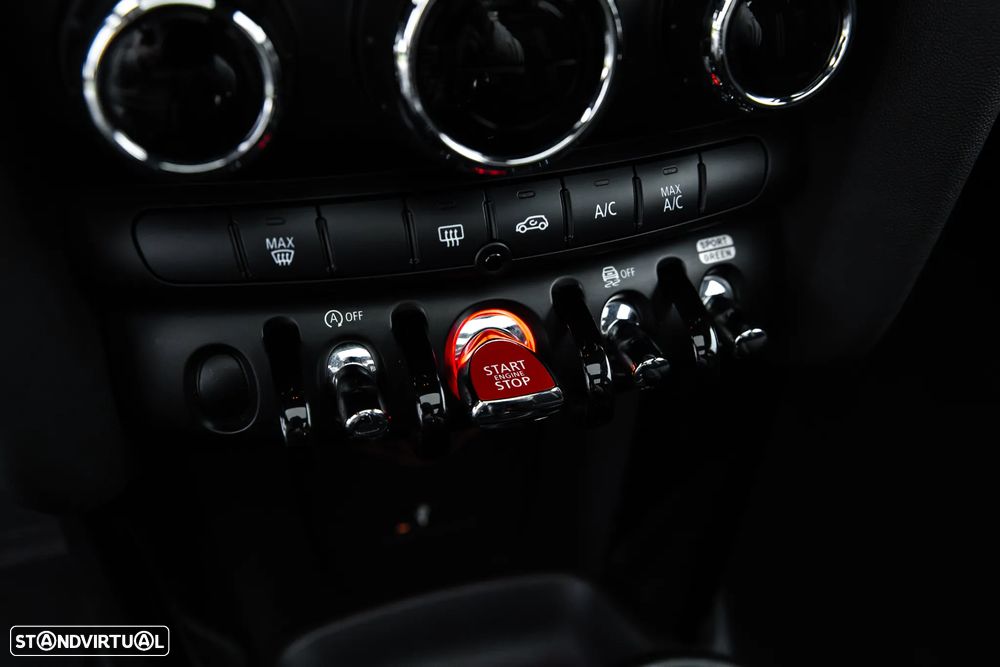 MINI 3 Portas John Cooper Works - 39