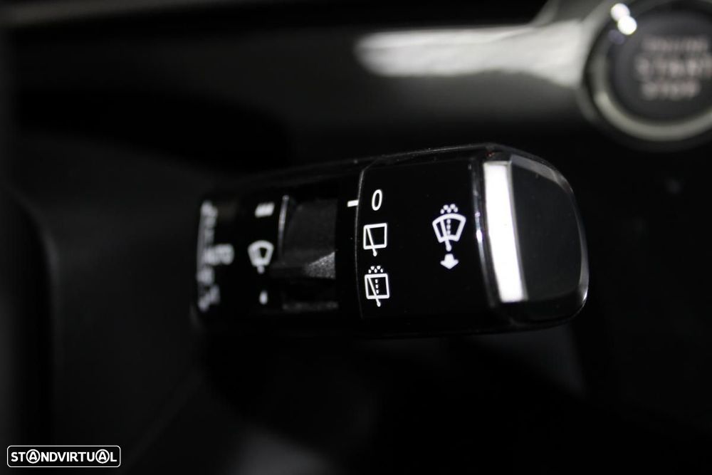 Peugeot E-5008 210 Allure Business - 23