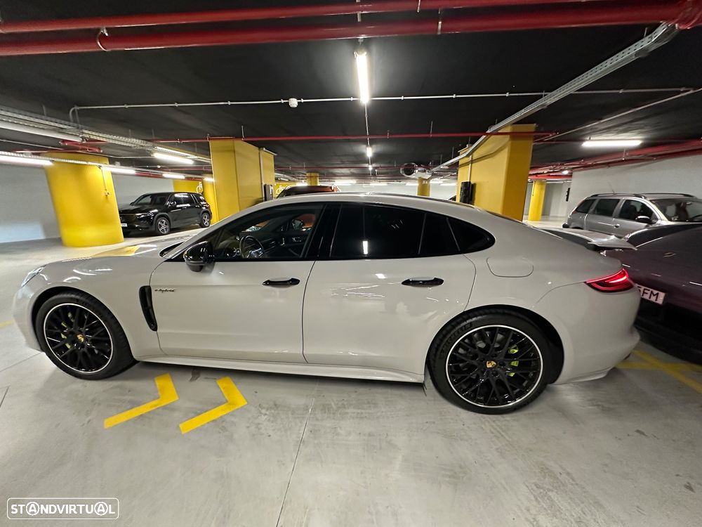 Porsche Panamera - 7