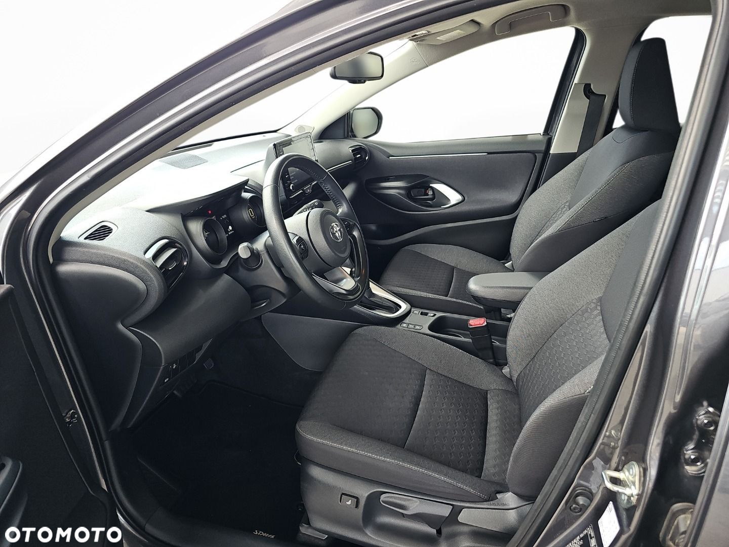 Toyota Yaris - 8