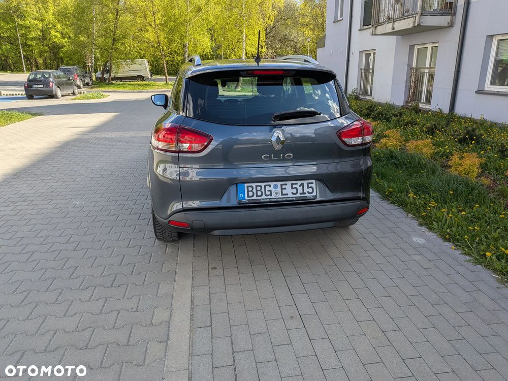 Renault Clio 1.2 16V 75 LIMITED - 39
