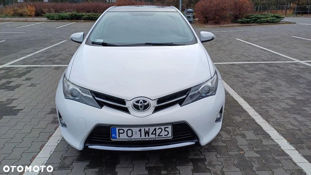 Toyota Auris 1.33 VVT-i Premium - 2