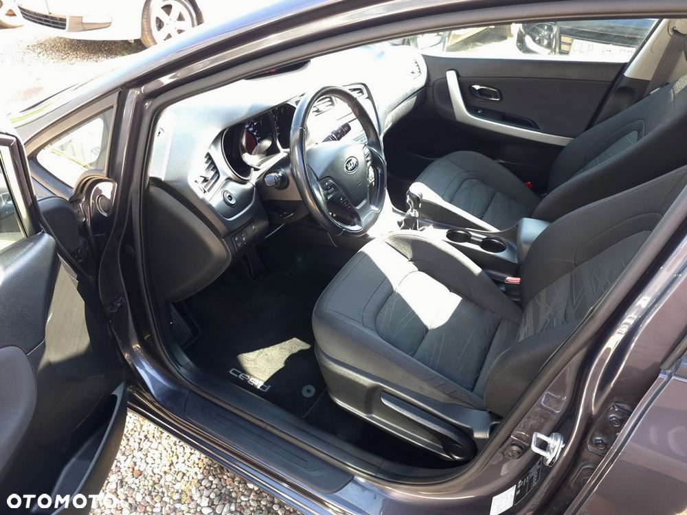 Kia Ceed 1.4 L Business Line - 13
