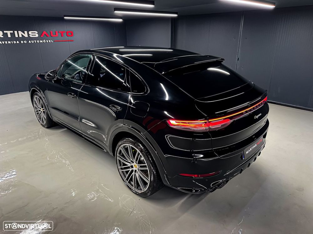 Porsche Cayenne Coupé E-Hybrid Platinum Edition - 9