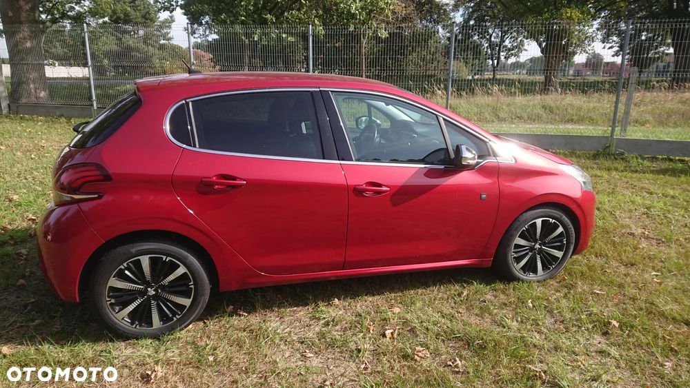 Peugeot 208 - 29