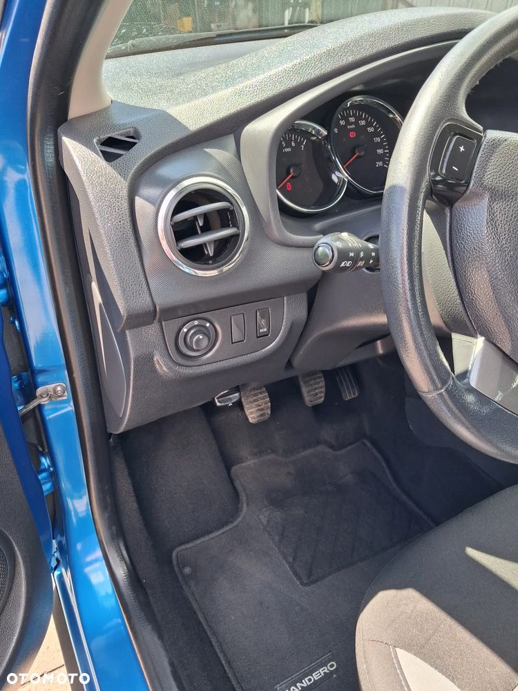 Dacia Sandero Stepway - 12