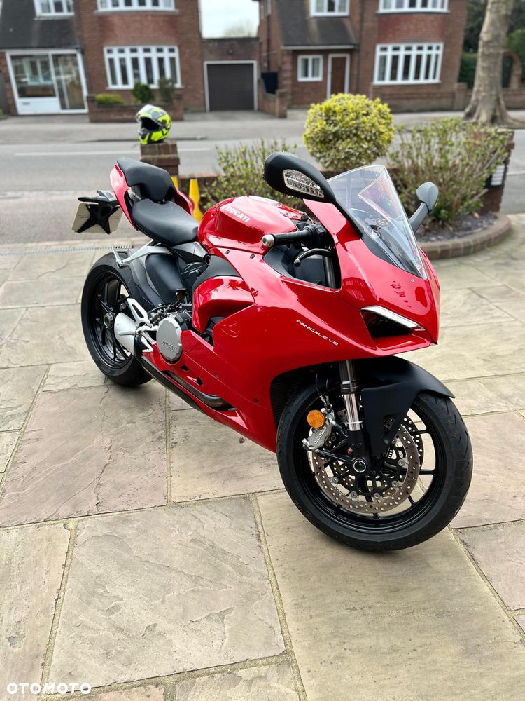 Ducati Panigale V2 - 1