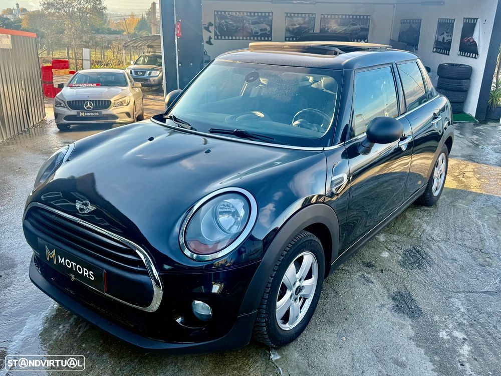 MINI 5 Portas Cooper D - 52