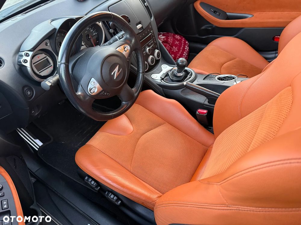 Nissan 370 Z - 19