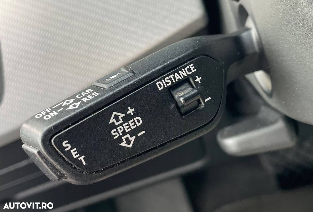 Audi A4 2.0 TDI ultra S tronic sport - 34