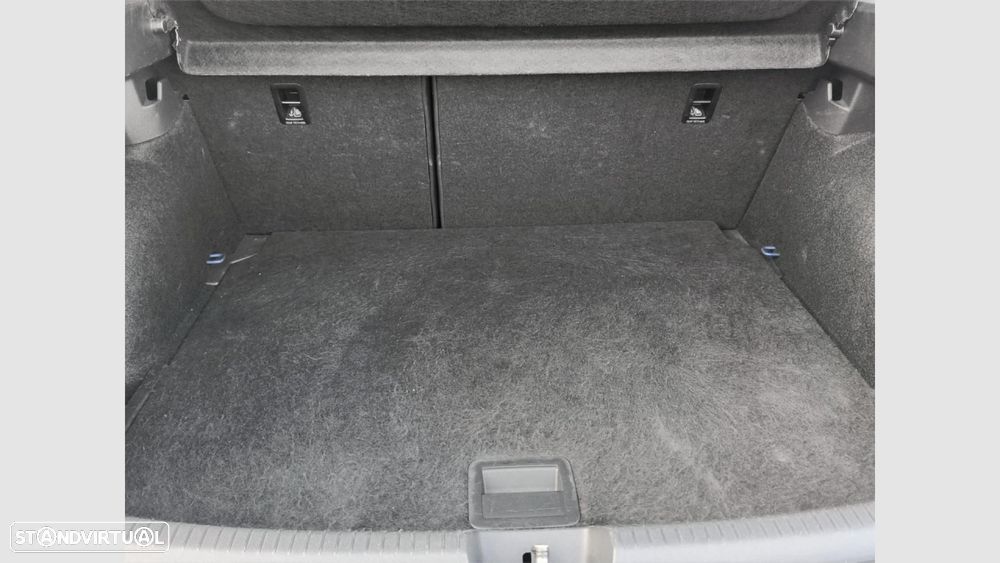 VW Taigo 1.0 TSI Urban - 17