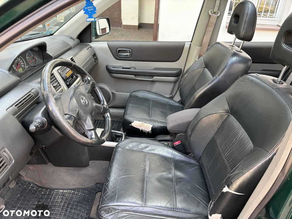 Nissan X-Trail 2.2 dCi 4x4 Elegance - 10