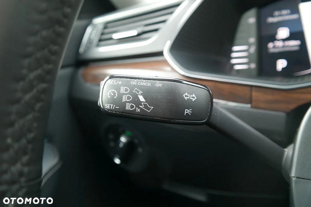 Skoda Superb 2.0 TDI SCR 4x4 Scout DSG - 18