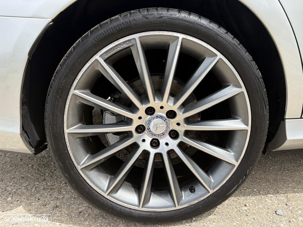 Mercedes-Benz E 220 d 4Matic 9G-TRONIC AMG Line - 10