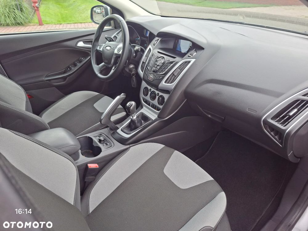 Ford Focus 1.6 EcoBoost Titanium - 14