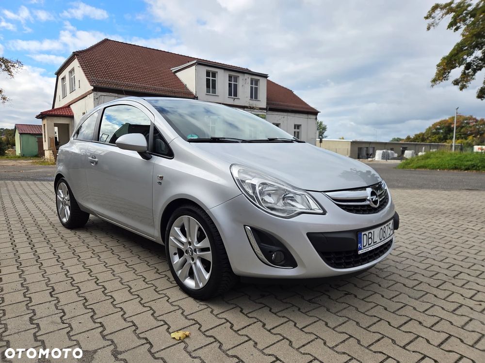 Opel Corsa 1.4 16V Edition 150 - 7