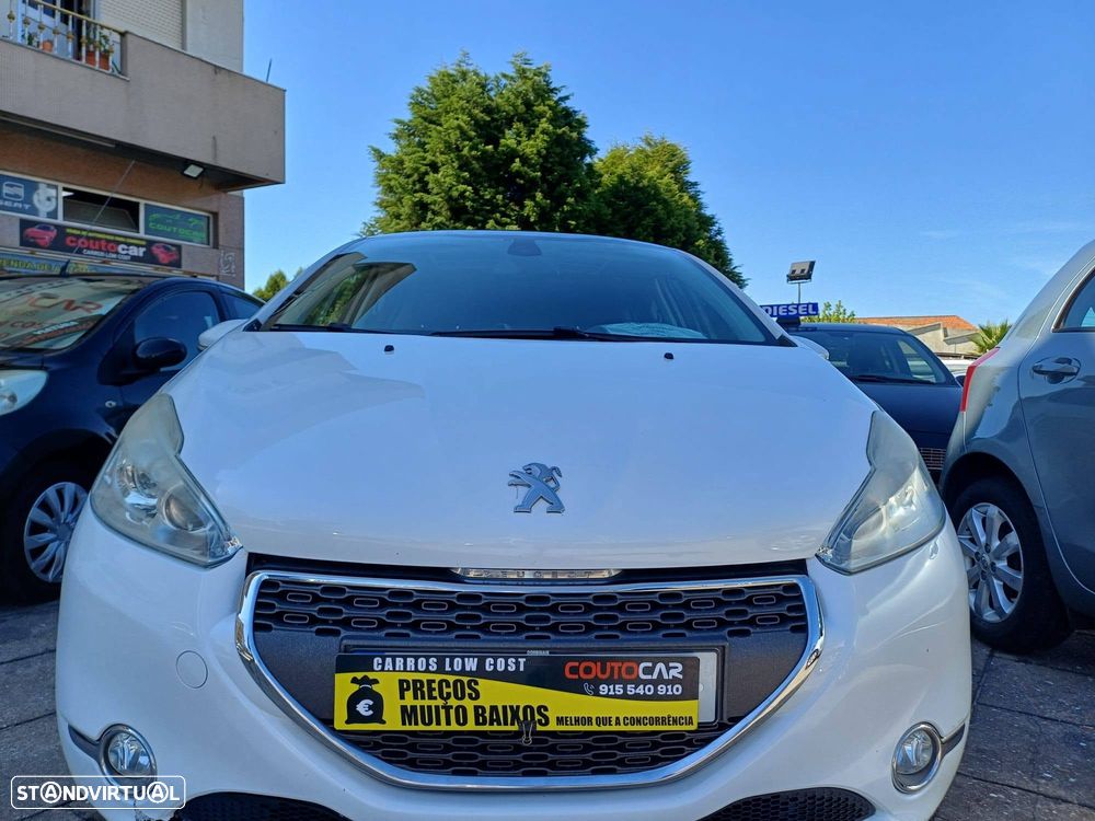 Peugeot 208 82 VTI Allure - 2